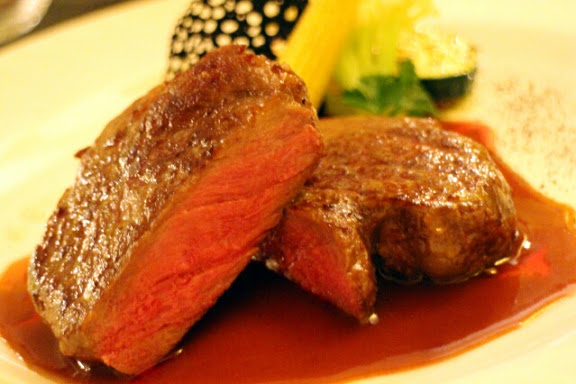 【羽諾食記】敦化南路巷弄美食~美味餐點&悅耳歌聲-Bistro sauce-台北