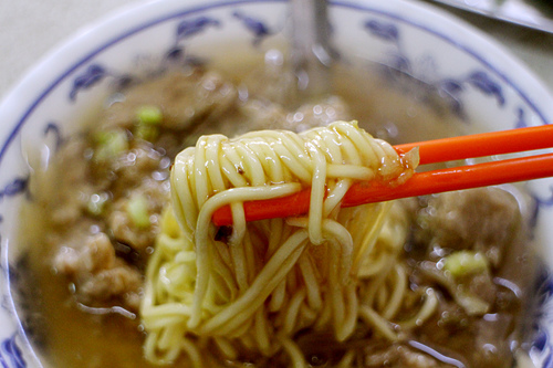 【羽諾食記】CP值爆表~臺中中正路小吃●古早味●爌肉飯-台中