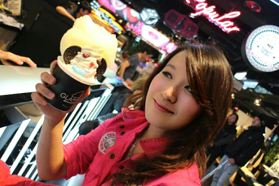 【羽諾食記】新光三越A11館 B1韓國GLAMAIR~彩虹棉花糖冰淇淋-台北