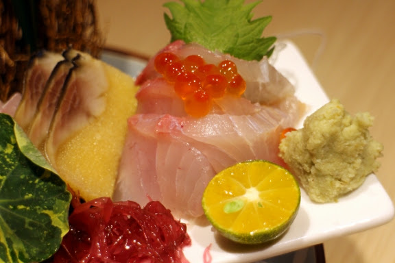 【羽諾食記】東區必吃美食-華麗生魚片饗宴~天八日式居酒屋-忠孝店-台北 【羽諾食記】東區必吃美食-華麗生魚片饗宴~天八日式居酒屋-忠孝店-台北