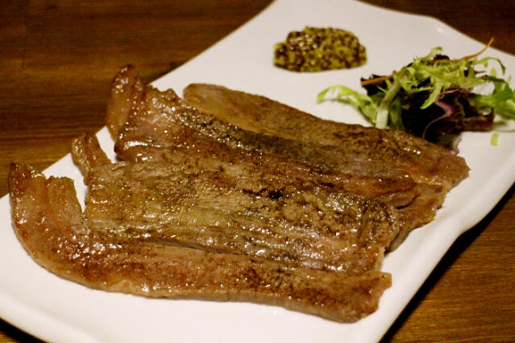 【羽諾食記】內湖下班後小酌好所在~啤酒&燒肉-雀爾斯Cheers-內湖