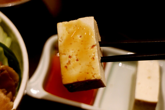 【羽諾食記】乾杯黑毛屋澳洲和牛鍋物專賣店●南港中信店●南港火鍋推薦-內湖 【羽諾食記】乾杯黑毛屋澳洲和牛鍋物專賣店●南港中信店●南港火鍋推薦-內湖