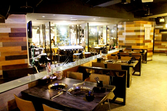 【羽諾食記】好客-音樂料理-現場LIVE演唱(市府店)●市政府捷運美食●火烤兩吃吃到飽-台北