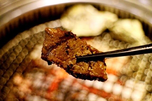 【羽諾食記】好客-音樂料理-現場LIVE演唱(市府店)●市政府捷運美食●火烤兩吃吃到飽-台北