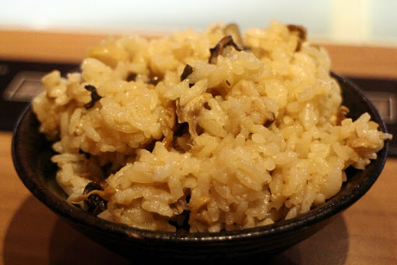 【羽諾食記】家一鍋鍋物/串燒/小酌●台北大安美味小火鍋●串燒●安和路遠企商圈美食推薦-大安