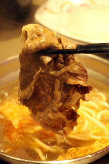 【羽諾食記】家一鍋鍋物/串燒/小酌●台北大安美味小火鍋●串燒●安和路遠企商圈美食推薦-大安