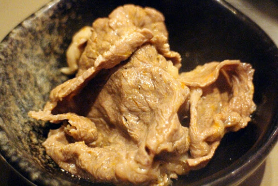 【羽諾食記】家一鍋鍋物/串燒/小酌●台北大安美味小火鍋●串燒●安和路遠企商圈美食推薦-大安