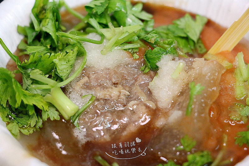 【羽諾食記】『萬粒肉圓』❤三重三合夜市 近20年的老店 肉圓一顆只要30 貢丸湯也只要20元-萬粒肉圓