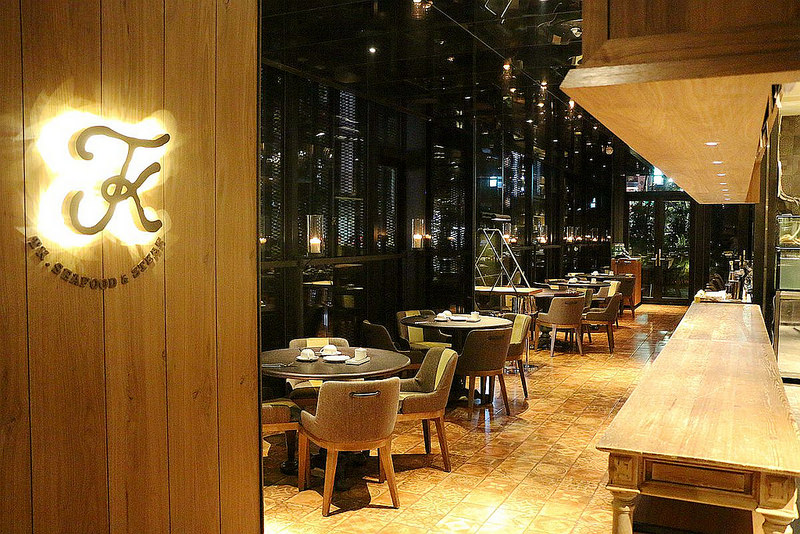 【羽諾食記】『賦樂旅居-TK SEAFOOD & STEAK-TK牛排』❤華泰飯店旗下品牌 乾式熟成牛排-賦樂旅居