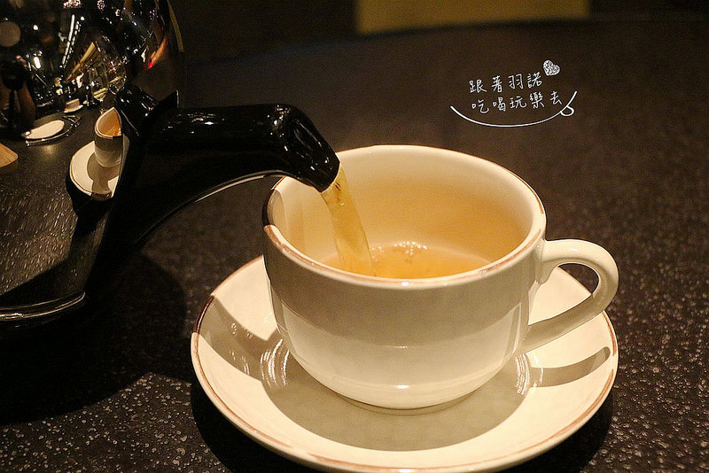 【羽諾食記】『賦樂旅居-TK SEAFOOD & STEAK-TK牛排』❤華泰飯店旗下品牌 乾式熟成牛排-賦樂旅居