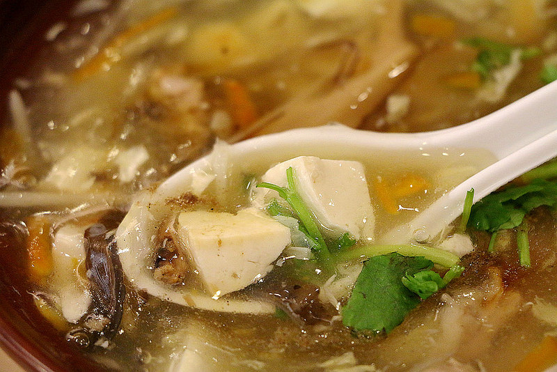 【羽諾食記】『王氏豆腐小吃店』❤石碇老街必吃美食❤百年豆腐老店 傳承古製作流程 令人念念不忘的好滋味-王氏豆腐小吃店