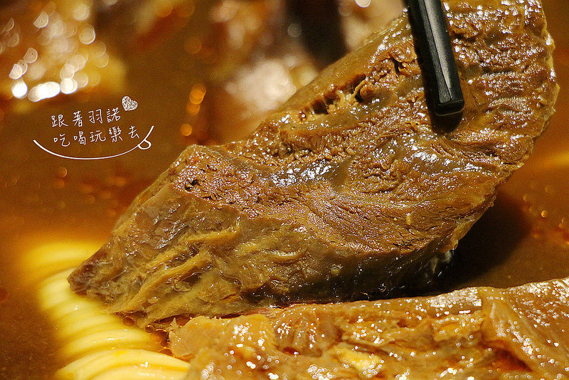 【羽諾食記】『五草車中華食館(忠孝店)』❤東區巷弄內五十多樣超精緻中式小吃❤