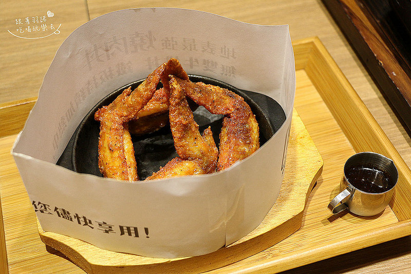 【羽諾食記】地表最強燒肉丼『開丼(微風松高店)』和牛級神様沙朗丼❤信義商圈微風松高