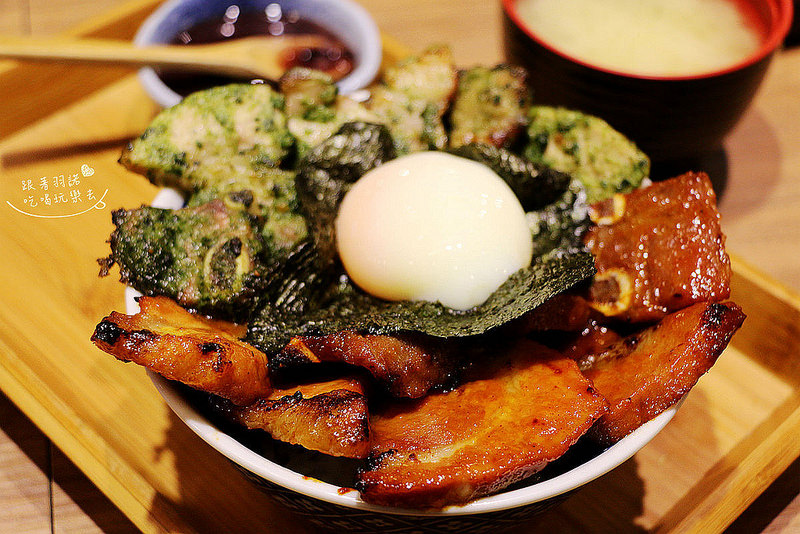 【羽諾食記】地表最強燒肉丼『開丼(微風松高店)』和牛級神様沙朗丼❤信義商圈微風松高