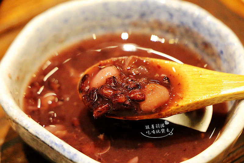 【羽諾食記】地表最強燒肉丼『開丼(微風松高店)』和牛級神様沙朗丼❤信義商圈微風松高
