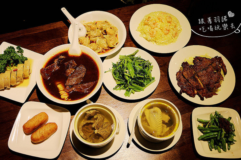 【羽諾食記】『五草車中華食館(忠孝店)』❤東區巷弄內五十多樣超精緻中式小吃❤