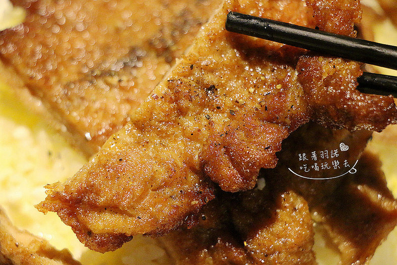 【羽諾食記】『五草車中華食館(忠孝店)』❤東區巷弄內五十多樣超精緻中式小吃❤