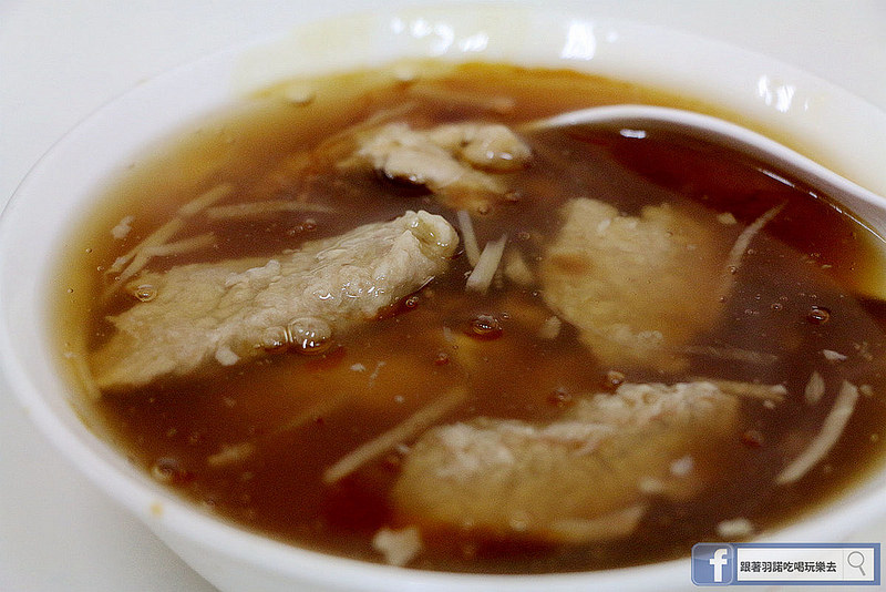 【羽諾食記】『羅東肉羹番』❤大推香酥多汁炸肉捲!!