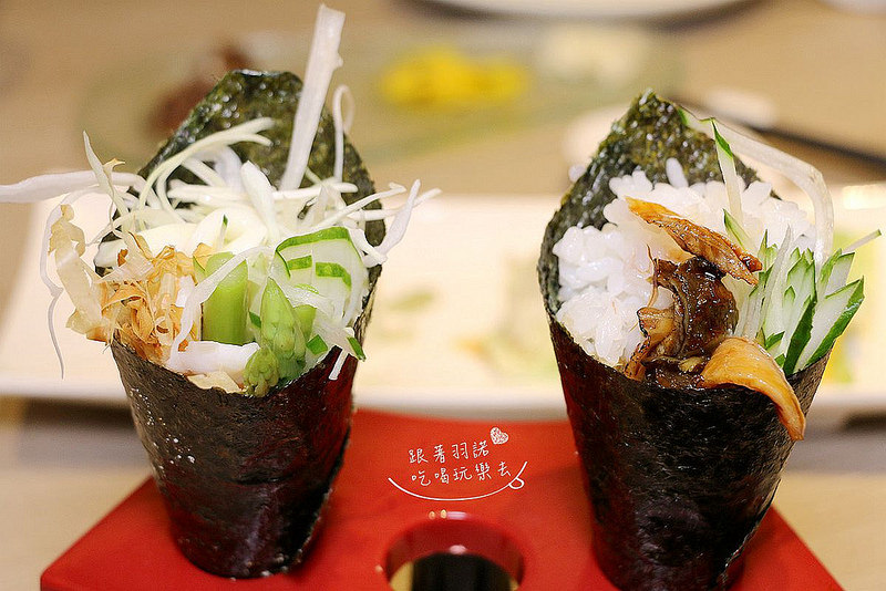  【羽諾食記】『CA rolls'美日式料理』 一次吃到美x中x日式三國料理的結合 舌尖上的超奢侈饗宴❤ 天母棒球場 台北美國學校加州捲推薦