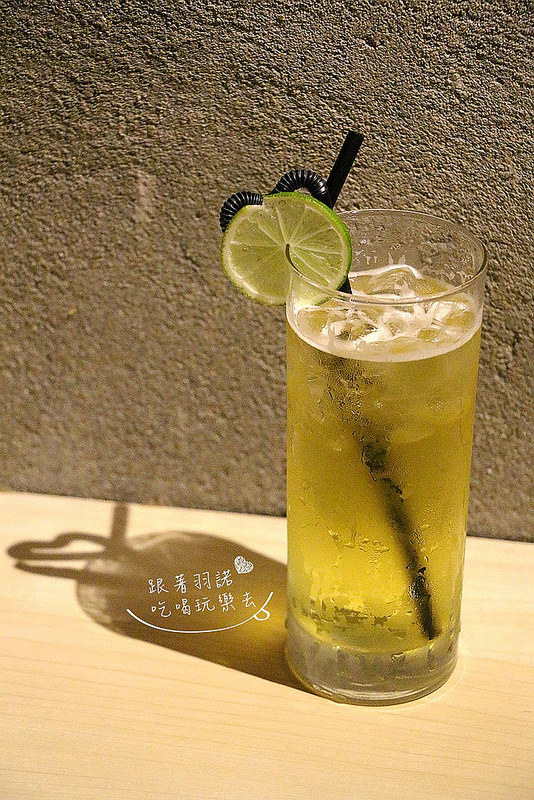 【羽諾食記】『香聚餐酒館』❤蓋飯 海鮮 火鍋 燒烤通通到齊!!中西融合創意料理❤捷運信義安和站 東區餐酒館推薦 【羽諾食記】『香聚餐酒館』❤蓋飯 海鮮 火鍋 燒烤通通到齊!!中西融合創意料理❤捷運信義安和站 東區餐酒館推薦