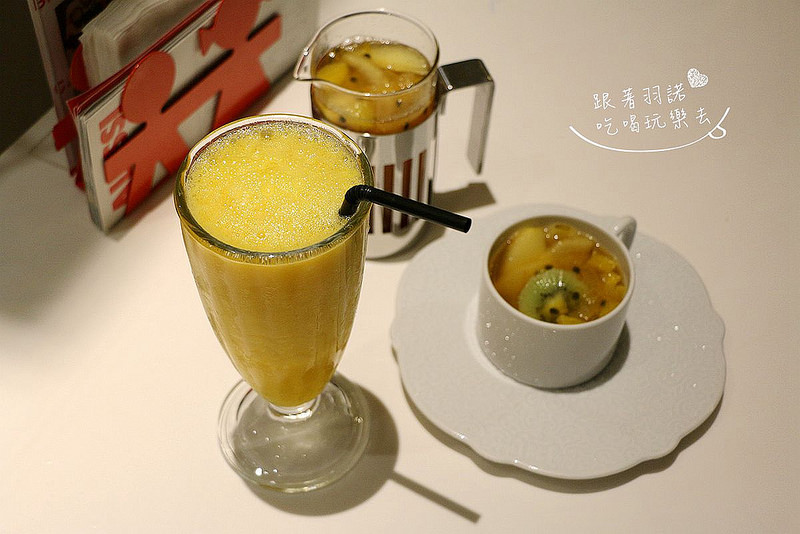 【羽諾食記】『Cafe at Alessi Store(板橋大遠百)』❤義大利麵 排餐也能吃得如此享受❤捷運板橋站美食推薦 【羽諾食記】『Cafe at Alessi Store(板橋大遠百)』❤義大利麵 排餐也能吃得如此享受❤捷運板橋站美食推薦