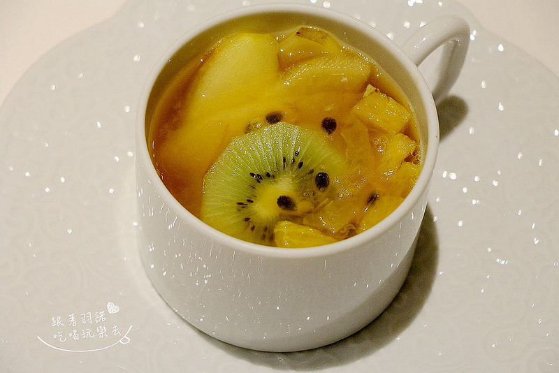 【羽諾食記】『Cafe at Alessi Store(板橋大遠百)』❤義大利麵 排餐也能吃得如此享受❤捷運板橋站美食推薦 【羽諾食記】『Cafe at Alessi Store(板橋大遠百)』❤義大利麵 排餐也能吃得如此享受❤捷運板橋站美食推薦