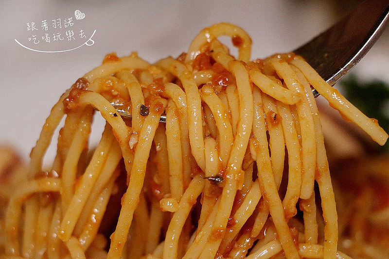 【羽諾食記】『Cafe at Alessi Store(板橋大遠百)』❤義大利麵 排餐也能吃得如此享受❤捷運板橋站美食推薦 【羽諾食記】『Cafe at Alessi Store(板橋大遠百)』❤義大利麵 排餐也能吃得如此享受❤捷運板橋站美食推薦