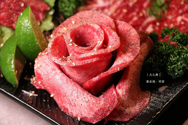  【羽諾食記】『火之舞蓁品燒』❤東區/忠孝敦化和牛燒烤吃到飽❤除了超優質肉品外 私心推薦奶油起司芋頭及甜點!
