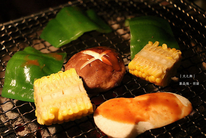  【羽諾食記】『火之舞蓁品燒』❤東區/忠孝敦化和牛燒烤吃到飽❤除了超優質肉品外 私心推薦奶油起司芋頭及甜點!