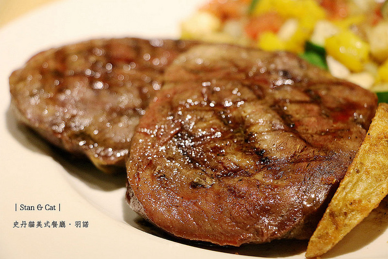 【羽諾食記】『Stan & Cat 史丹貓美式餐廳』❤雙倍分量超大漢堡 保證吃得滿足❤台北東區 捷運忠孝復興站美式餐廳推薦