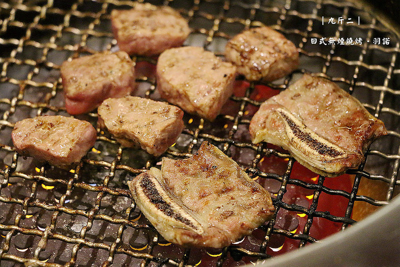  【羽諾食記】『九斤二日式無煙燒肉』鍋物燒烤兩吃❤捷運南京三民站燒烤吃到飽