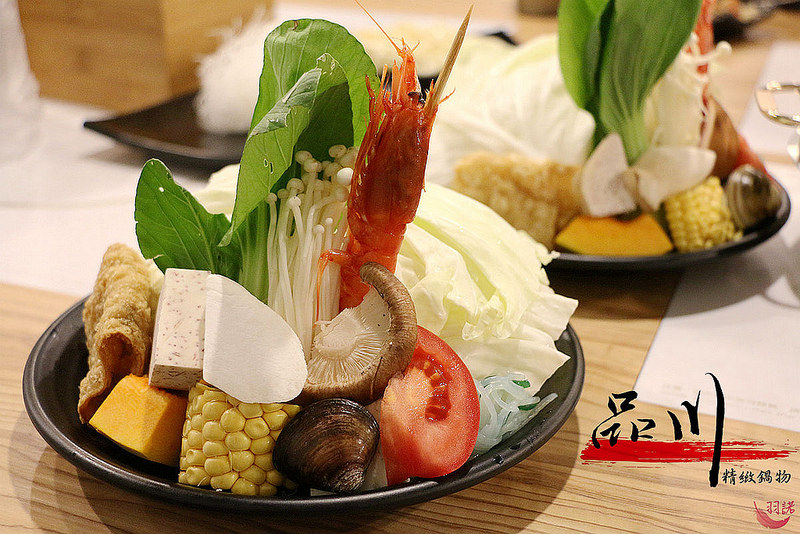 【羽諾食記】板橋火鍋推薦❤『品川精緻鍋物』超推南瓜牛奶鍋必吃&極黑頂級和牛❤肉食主義者的天堂