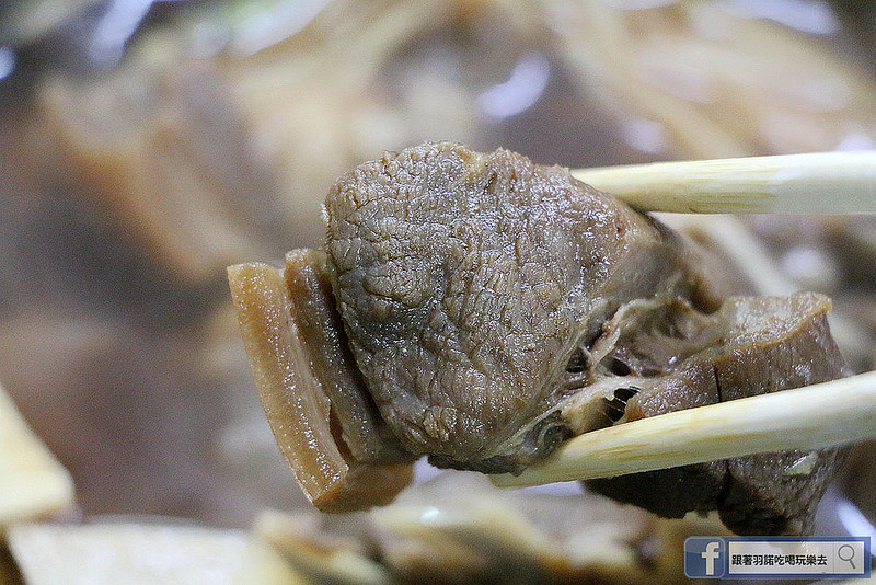 【羽諾食記】『羊暘珍品小吃』❤老饕一口同聲推薦 念念不忘的帶皮紅燒羊肉鍋❤ 就算一個人來吃羊肉爐也可以很幸福 【羽諾食記】『羊暘珍品小吃』❤老饕一口同聲推薦 念念不忘的帶皮紅燒羊肉鍋❤ 就算一個人來吃羊肉爐也可以很幸福