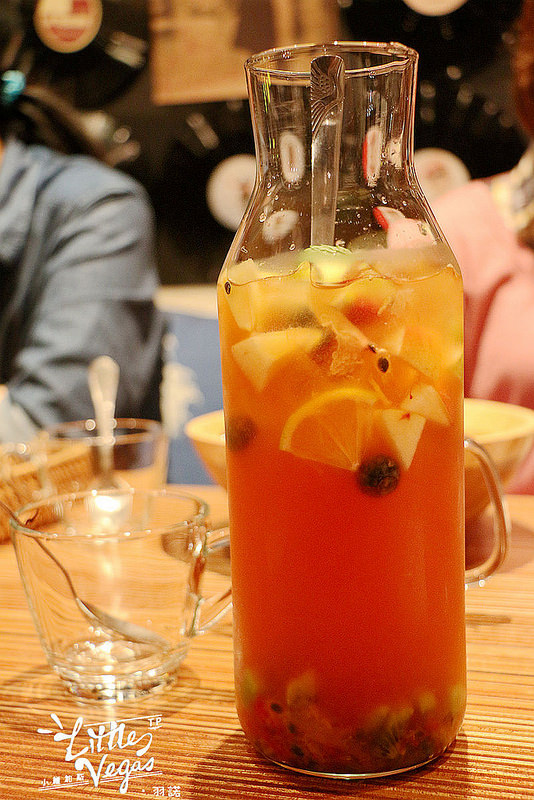  【羽諾食記】『Little Vegas Taipei 小維加斯美式餐廳』❤包場聚餐場地推薦❤台北市府美式餐廳(附菜單)