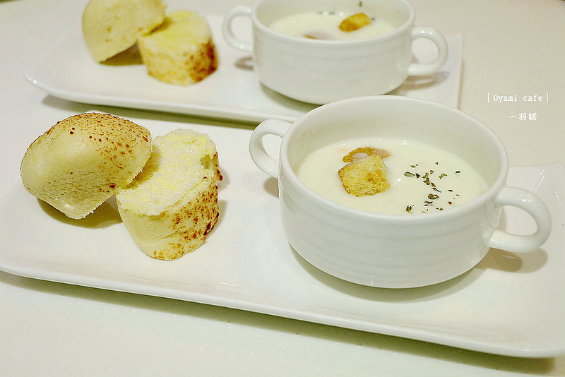【羽諾食記】Oyami cafe❤台北西門町 超夢幻下午茶咖啡❤捷運西門站 義大利麵推薦 【羽諾食記】Oyami cafe❤台北西門町 超夢幻下午茶咖啡❤捷運西門站 義大利麵推薦