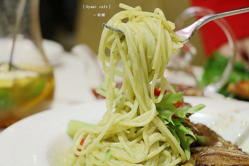 【羽諾食記】Oyami cafe❤台北西門町 超夢幻下午茶咖啡❤捷運西門站 義大利麵推薦 【羽諾食記】Oyami cafe❤台北西門町 超夢幻下午茶咖啡❤捷運西門站 義大利麵推薦