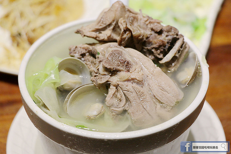 【羽諾食記】雙月食品社N訪❤私心推薦國民平價美食 排在久也又吃到的超高CP值美味燉湯