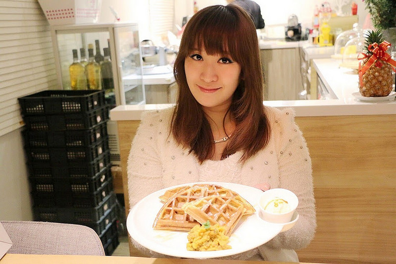 【羽諾食記】WA Sweet 手弄甜點1號店❤通化夜市甜點/輕食店推薦❤好吃度破表的地瓜鬆餅