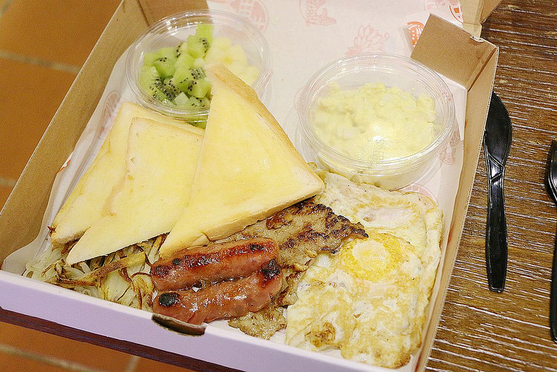 【羽諾食記】扶旺號鐵板土司(通化店)❤台北通化夜市周邊創意早午餐