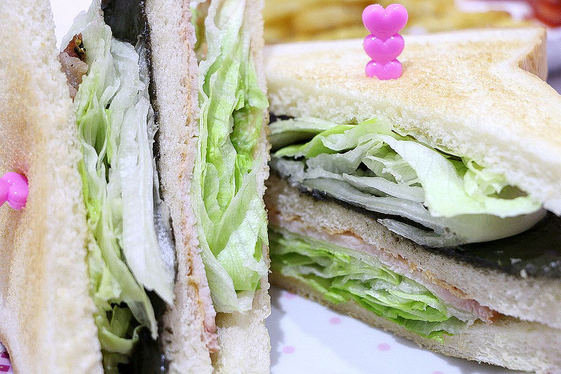 【羽諾食記】Chu coffee 啾咖啡桃園店❤高CP值輕食推薦❤來大創賣場逛街時也有休息的地方囉