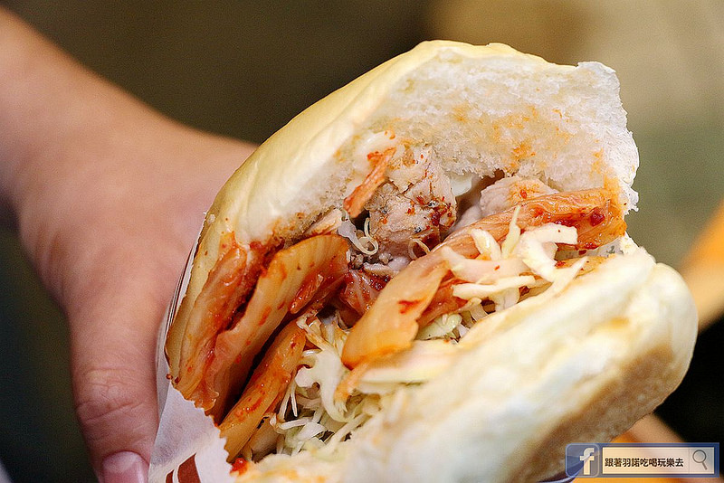 【羽諾食記】『迪司沙威瑪 D.C Shawarma』❤溫體雞肉做成的沙威瑪!?8種口味創意沙威瑪-士林夜市必吃小吃