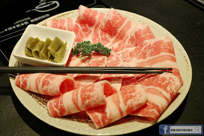 【羽諾食記】富呷一方-一鍋四吃❤蒸涮燜燒 無油料理❤捷運南京復興站美食推薦 【羽諾食記】富呷一方-一鍋四吃❤蒸涮燜燒 無油料理❤捷運南京復興站美食推薦