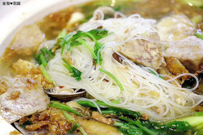 【羽諾食記】金發活海鮮城♥中和熱炒&現撈海鮮&新鮮熱炒100♥ 【羽諾食記】金發活海鮮城♥中和熱炒&現撈海鮮&新鮮熱炒100♥