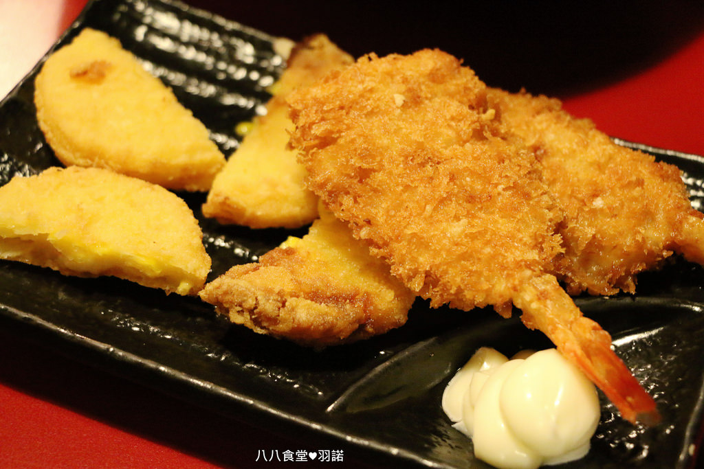 【羽諾食記】八八食堂♥板橋捷運板橋站美食拉麵/壽司/丼飯/定食♥新北市超高CP值日本料理