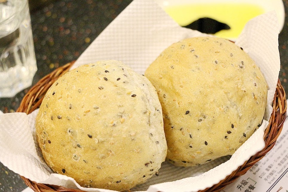 【羽諾食記】àlohas 野草餐廳♥天然無油無味精的美味饗宴♥東區捷運國父紀念館美食