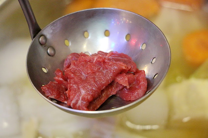 【羽諾食記】牛讚履歷溫體涮牛肉♥台北捷運南京復興站美食♥