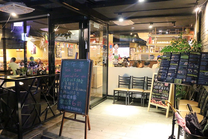 Aug 22 Sat 2015 【羽諾食記】the Chips美式餐廳(光復店)♥東區早午餐&下午茶&義大利麵&燉飯聚餐好去處♥捷運國父紀念館站美食