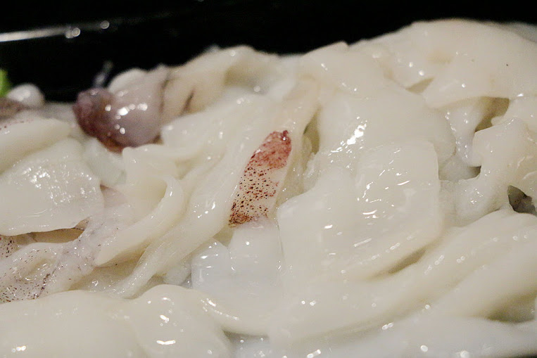 【羽諾食記】中國瘋實料火鍋店♥現撈活魚實料火鍋~重慶水煮魚&重慶酸菜魚鴛鴦鍋♥台北長安東路火鍋 【羽諾食記】中國瘋實料火鍋店♥現撈活魚實料火鍋~重慶水煮魚&重慶酸菜魚鴛鴦鍋♥台北長安東路火鍋