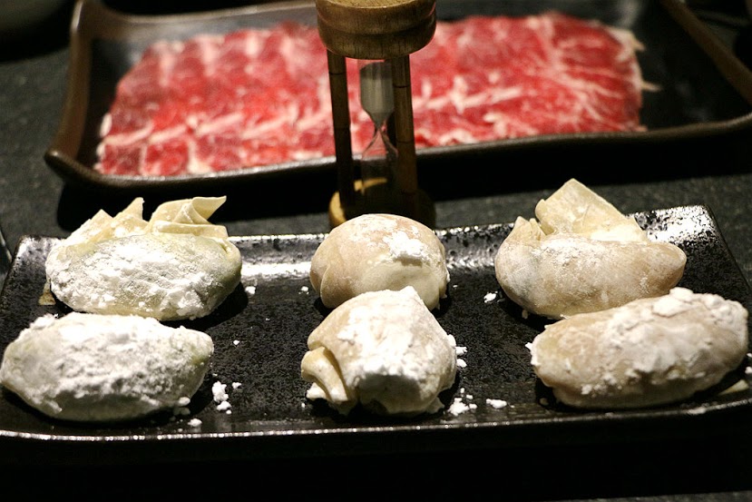 【羽諾食記】珍湯港式火鍋♥香港道地煲湯火鍋♥台北東區宵夜推薦♥市民大道東區必吃美食 【羽諾食記】珍湯港式火鍋♥香港道地煲湯火鍋♥台北東區宵夜推薦♥市民大道東區必吃美食