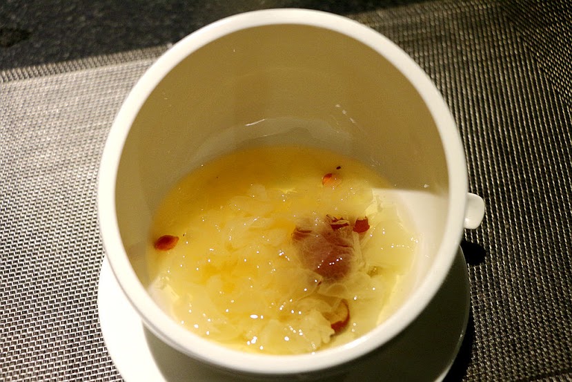 【羽諾食記】珍湯港式火鍋♥香港道地煲湯火鍋♥台北東區宵夜推薦♥市民大道東區必吃美食 【羽諾食記】珍湯港式火鍋♥香港道地煲湯火鍋♥台北東區宵夜推薦♥市民大道東區必吃美食